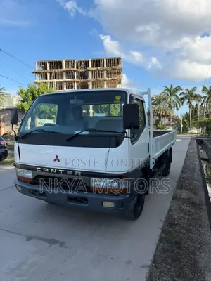 Mitsubishi Fuso Canter 1996 White
