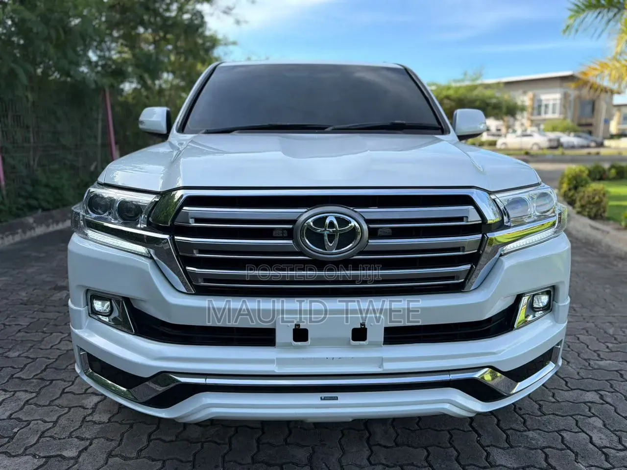 Toyota Land Cruiser 2016 White
