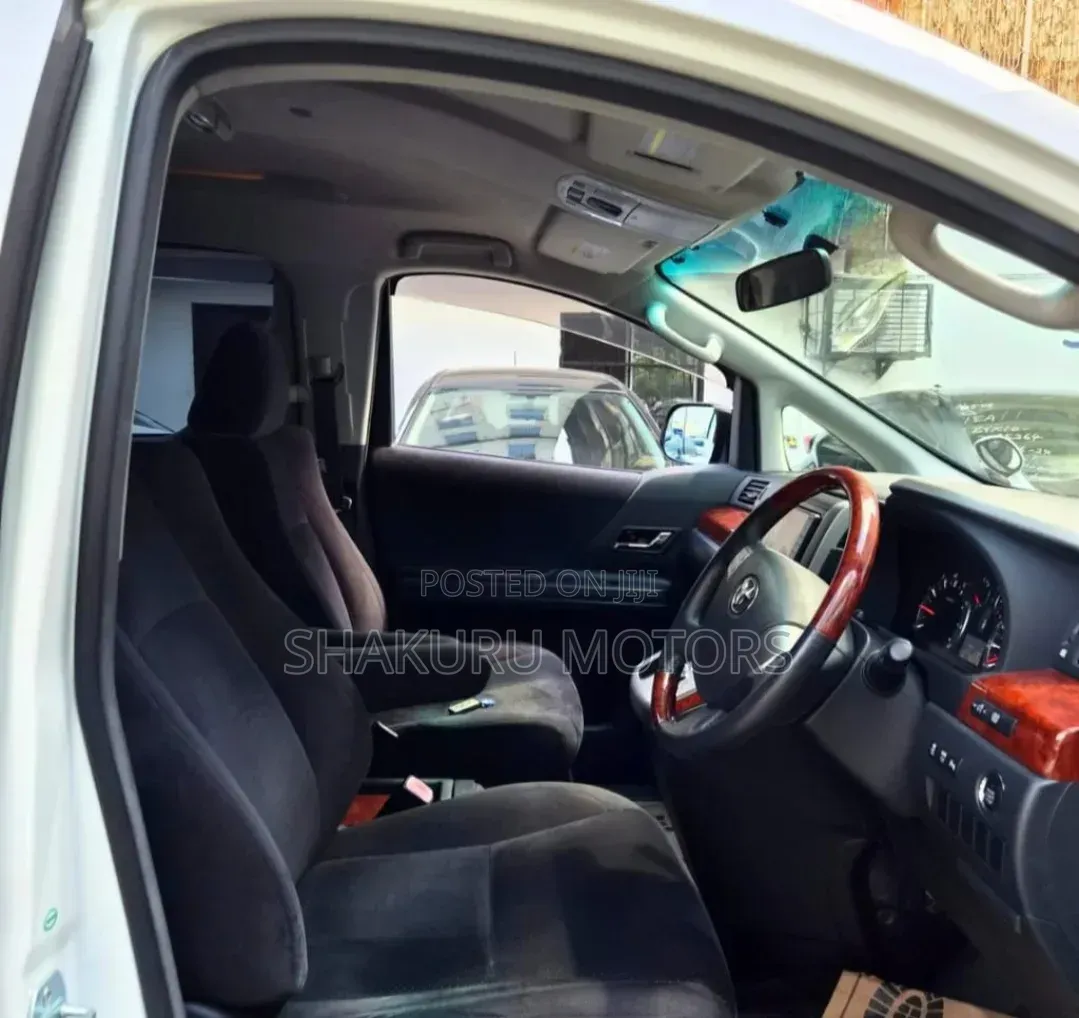 Toyota Alphard 2010 White