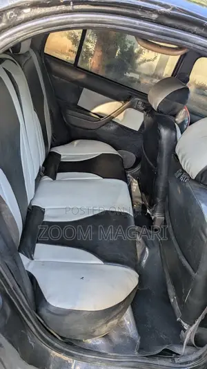 Toyota Corolla 2000 Black