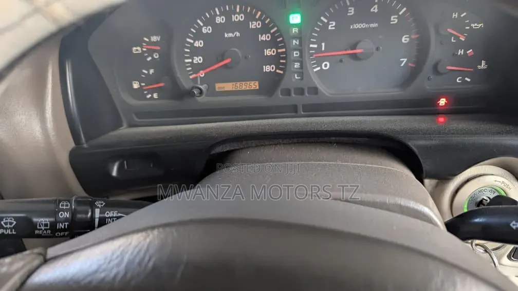 Toyota Land Cruiser 2007 White