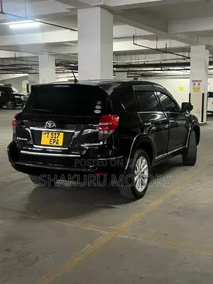 Toyota Vanguard 2010 Black