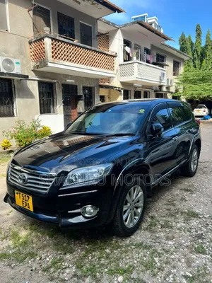 Toyota Vanguard 2010 Black