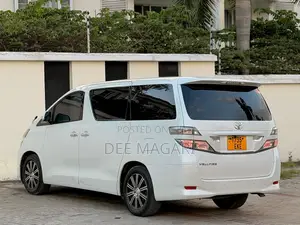 Toyota Vellfire 2012 White