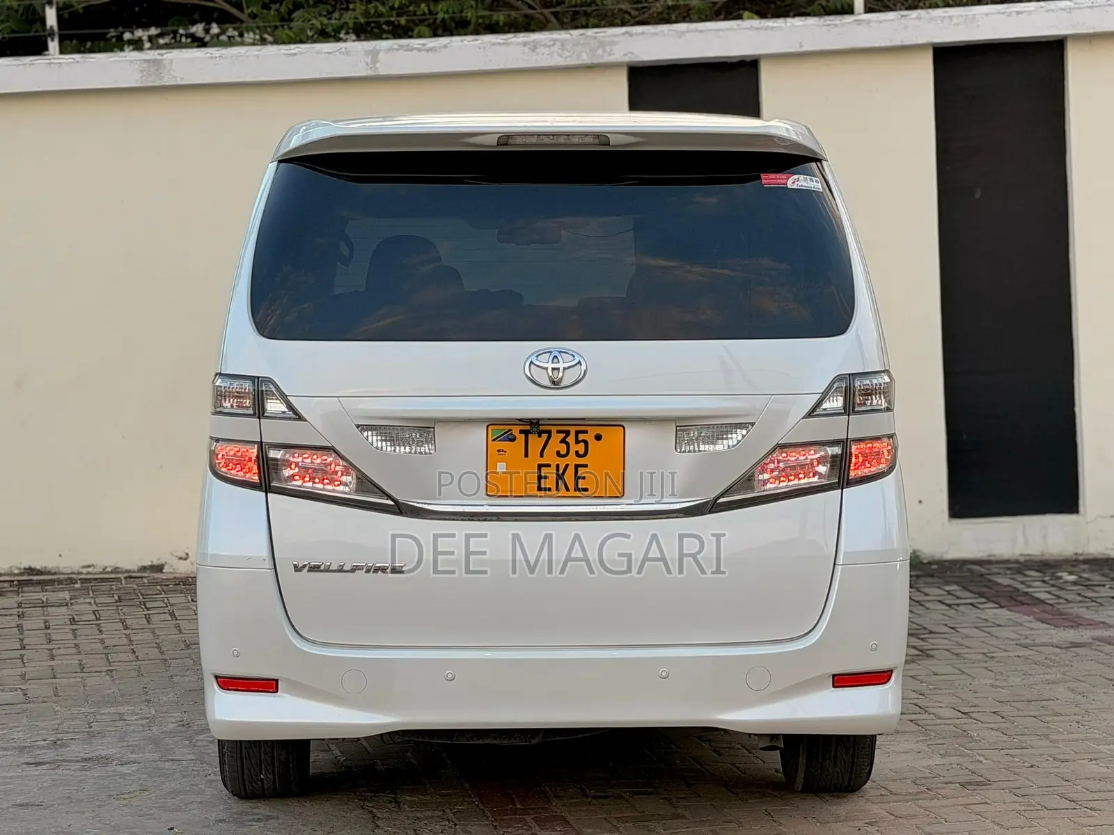 Toyota Vellfire 2012 White