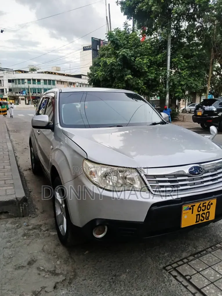 Subaru Forester 2009 Silver