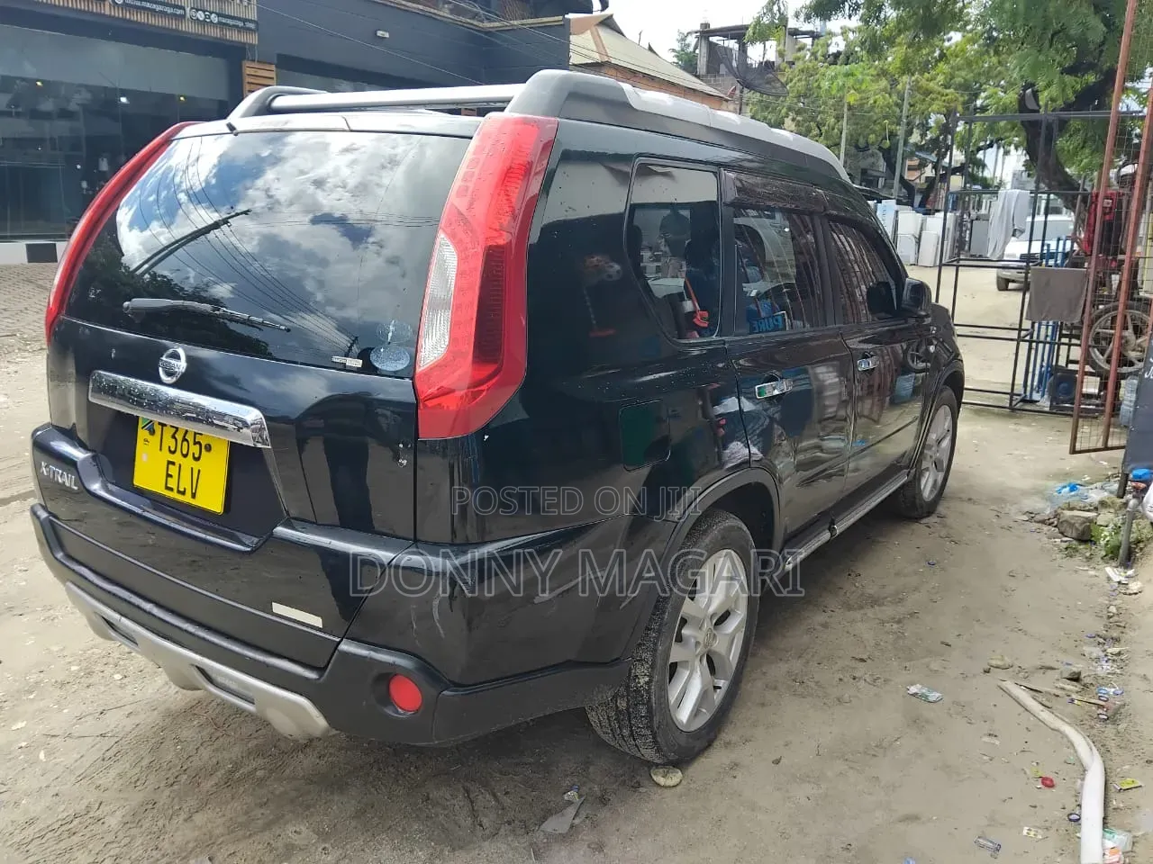 Nissan X-Trail 2012 Black