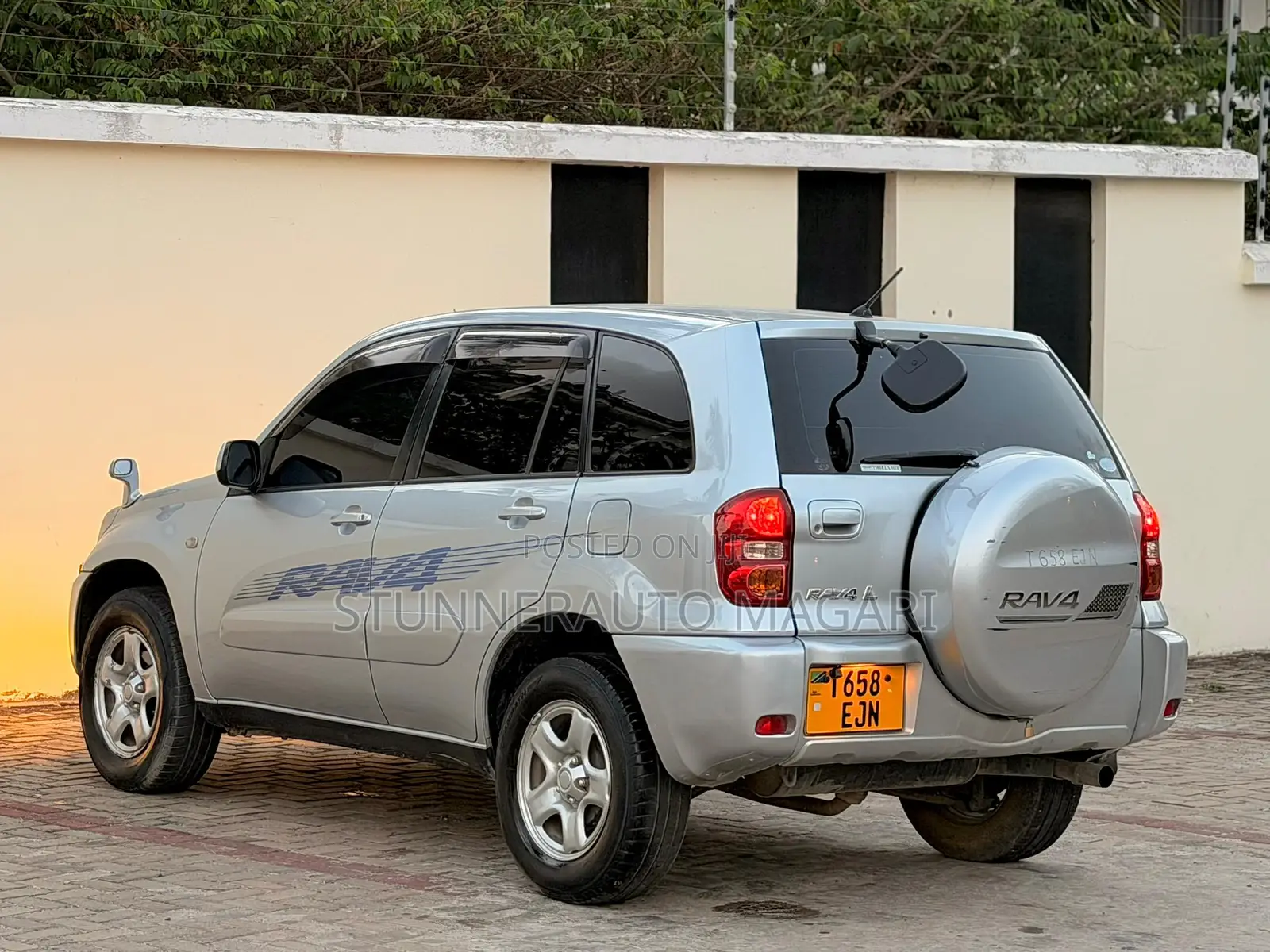 Toyota RAV4 2005 Silver
