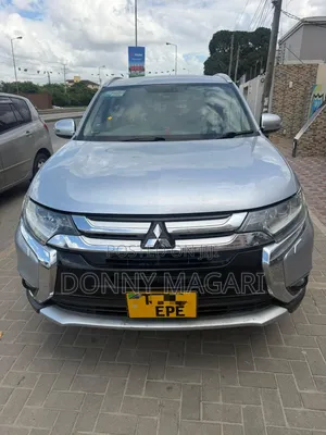 Mitsubishi Outlander 2015 Silver