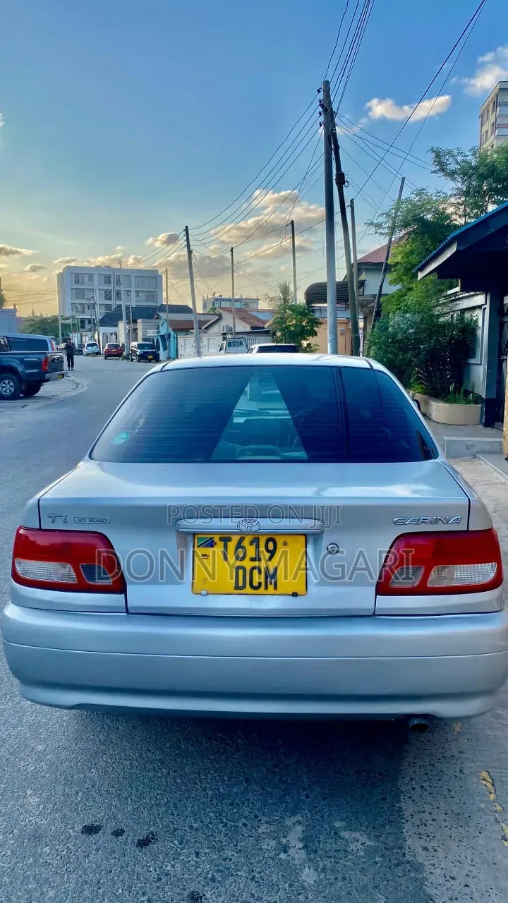 Toyota Carina 2001 Silver