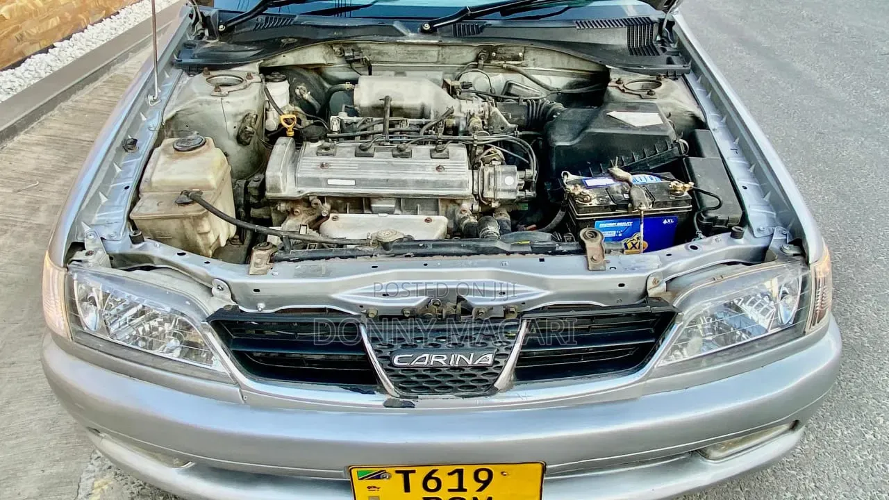 Toyota Carina 2001 Silver