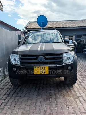 Mitsubishi Pajero 2007 Black