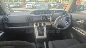 Toyota Corolla Rumion 2009 Black