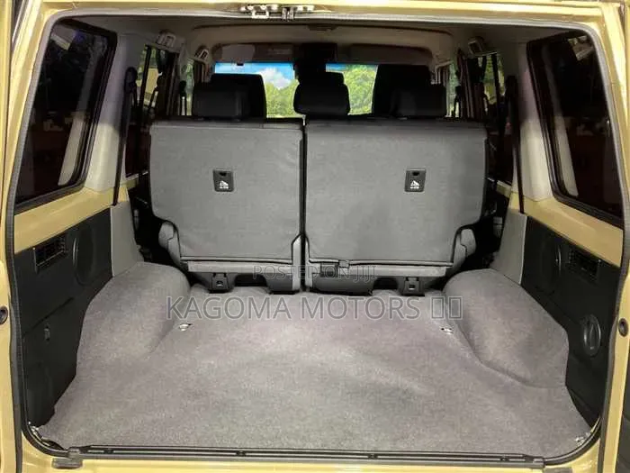 Toyota Land Cruiser 2025 Gold
