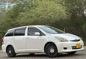 Toyota Wish 2004 White
