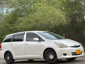 Toyota Wish 2003 White