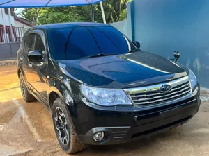 Subaru Forester 2010 Black