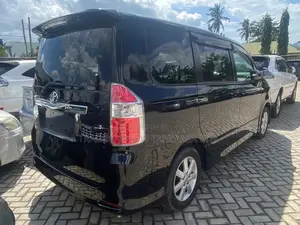 Toyota Noah 2007 Black