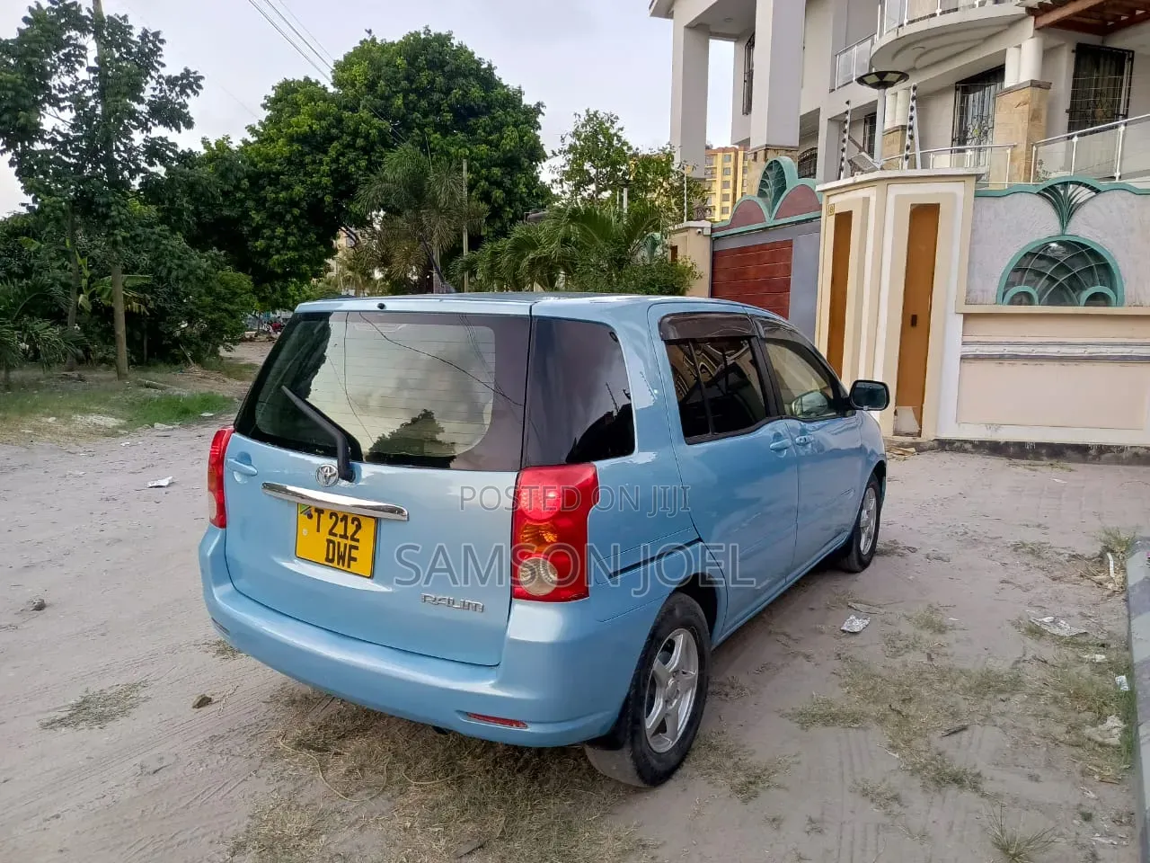 Toyota Raum 2004 Blue