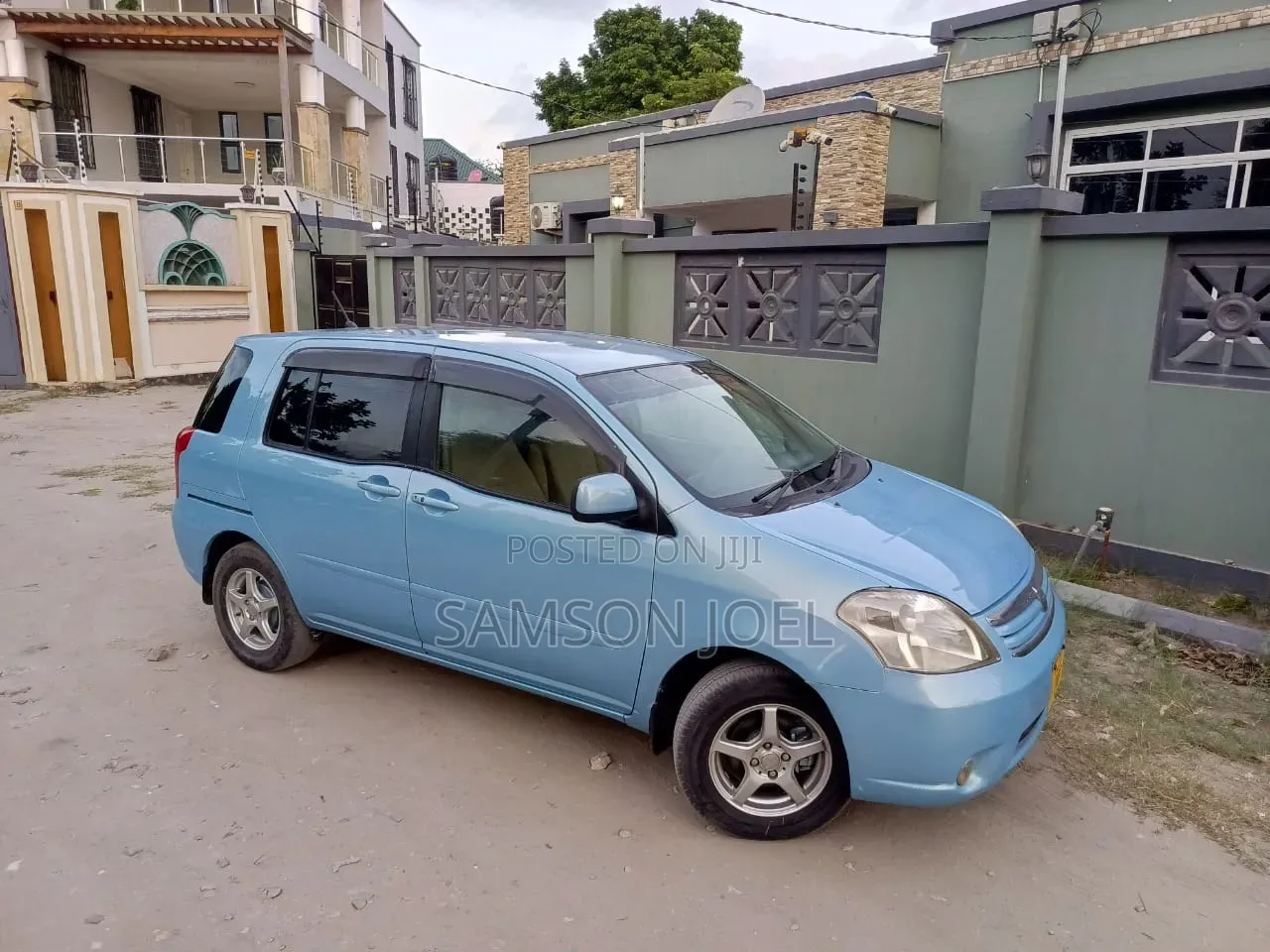 Toyota Raum 2004 Blue