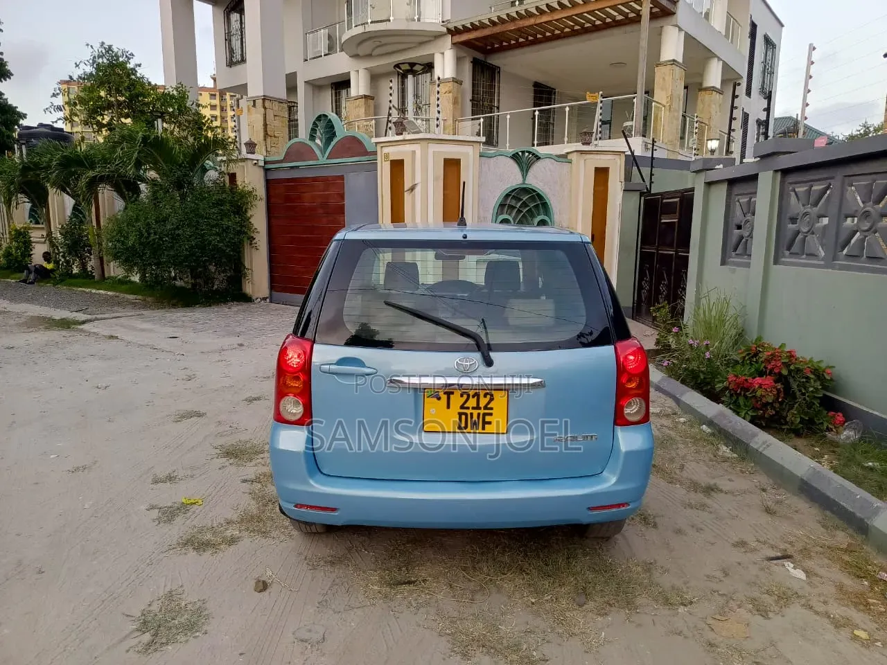 Toyota Raum 2004 Blue