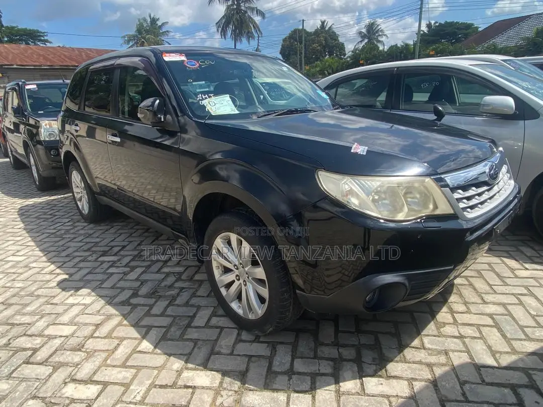 Subaru Forester 2011 Black