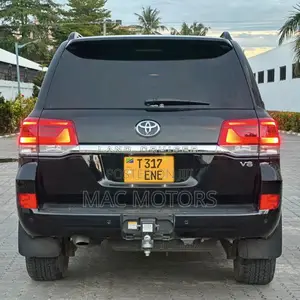Toyota Land Cruiser 2021 Black