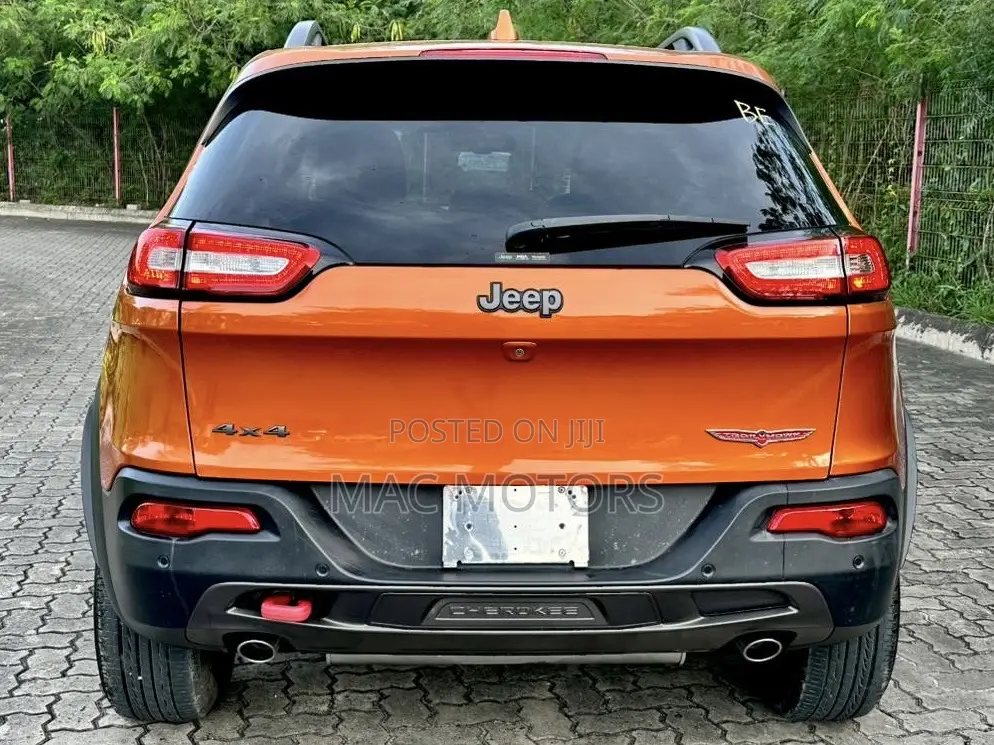 Jeep Cherokee Limited 4x4 2016 Orange