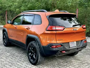 Jeep Cherokee Limited 4x4 2016 Orange