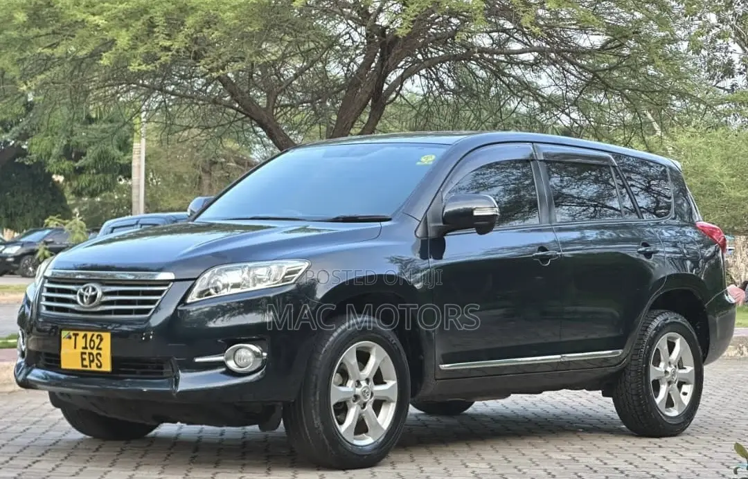 Toyota Vanguard 2012 Gray