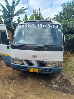Toyota Coaster 1997 Blue