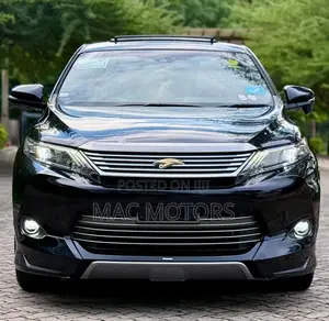 Toyota Harrier 2.0 2016 Blue