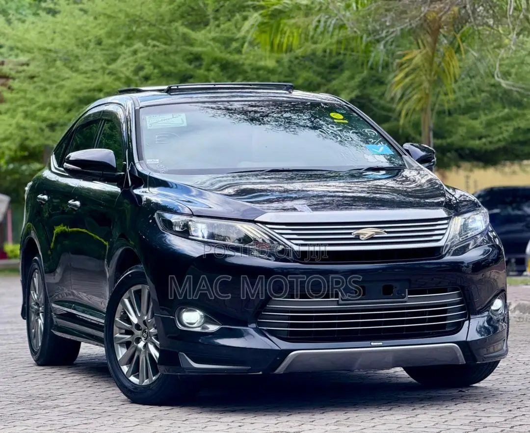 Toyota Harrier 2.0 2016 Blue