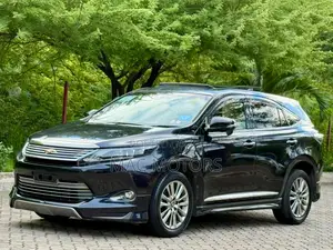 Toyota Harrier 2.0 2016 Blue