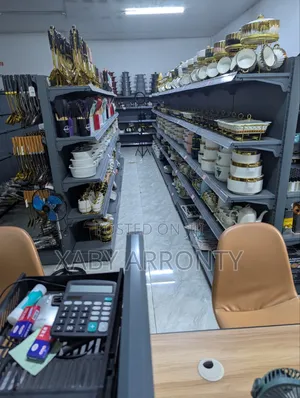 Wauzaji Na Wasambazaji Wa Vyombo Vya Jikoni, Na Dinning Table