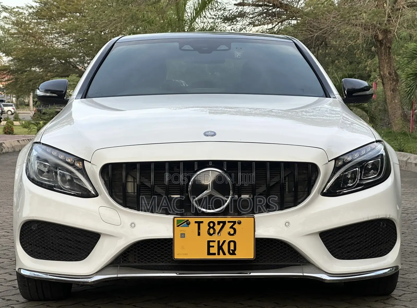 Mercedes-Benz C200 2014 White