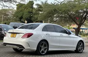 Mercedes-Benz C200 2014 White