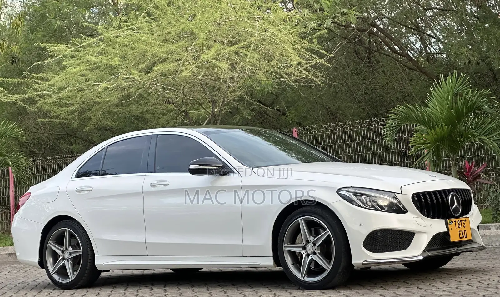 Mercedes-Benz C200 2014 White