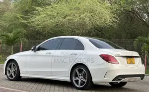 Mercedes-Benz C200 2014 White