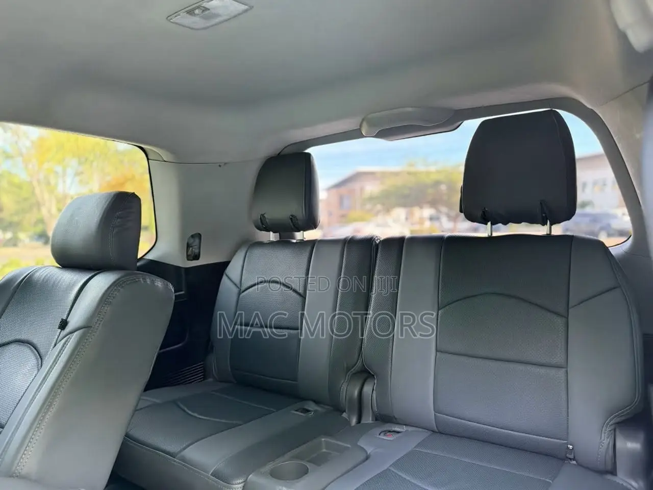Toyota Land Cruiser 2016 White
