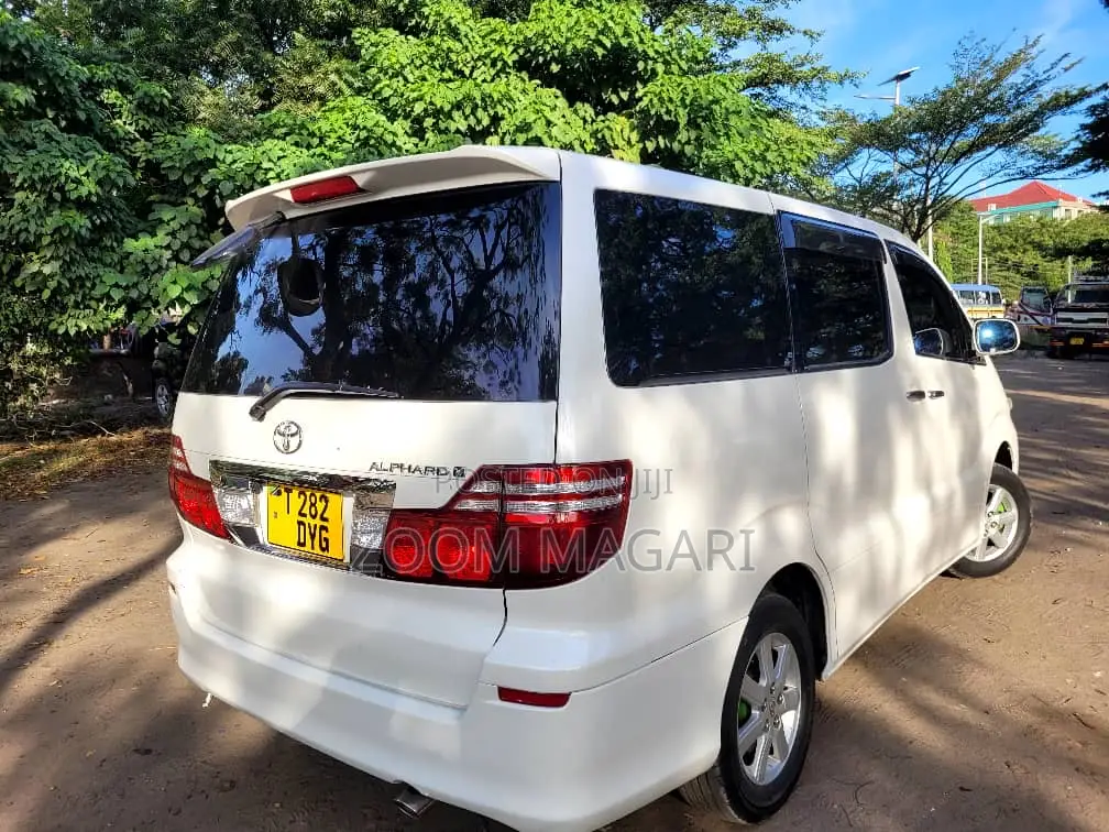 Toyota Alphard 2004 Pearl