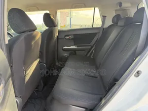 Toyota Corolla Rumion 2009 White