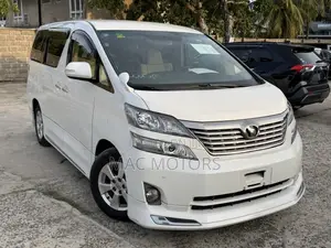 Toyota Vellfire 2009 White