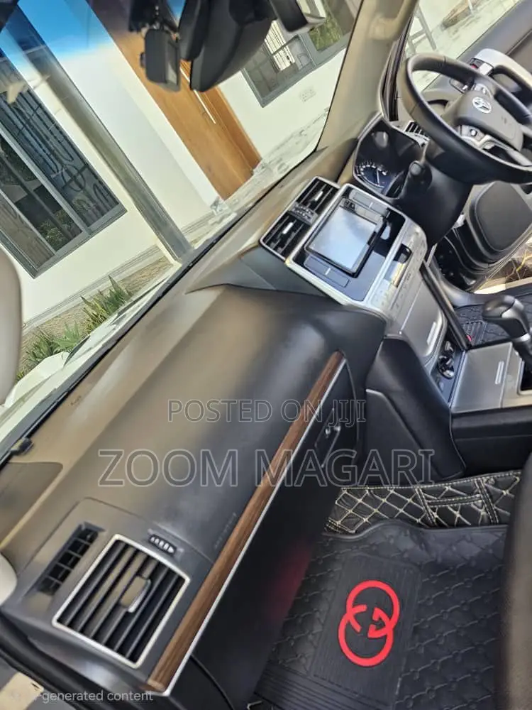 Toyota Land Cruiser Prado 2022 Black