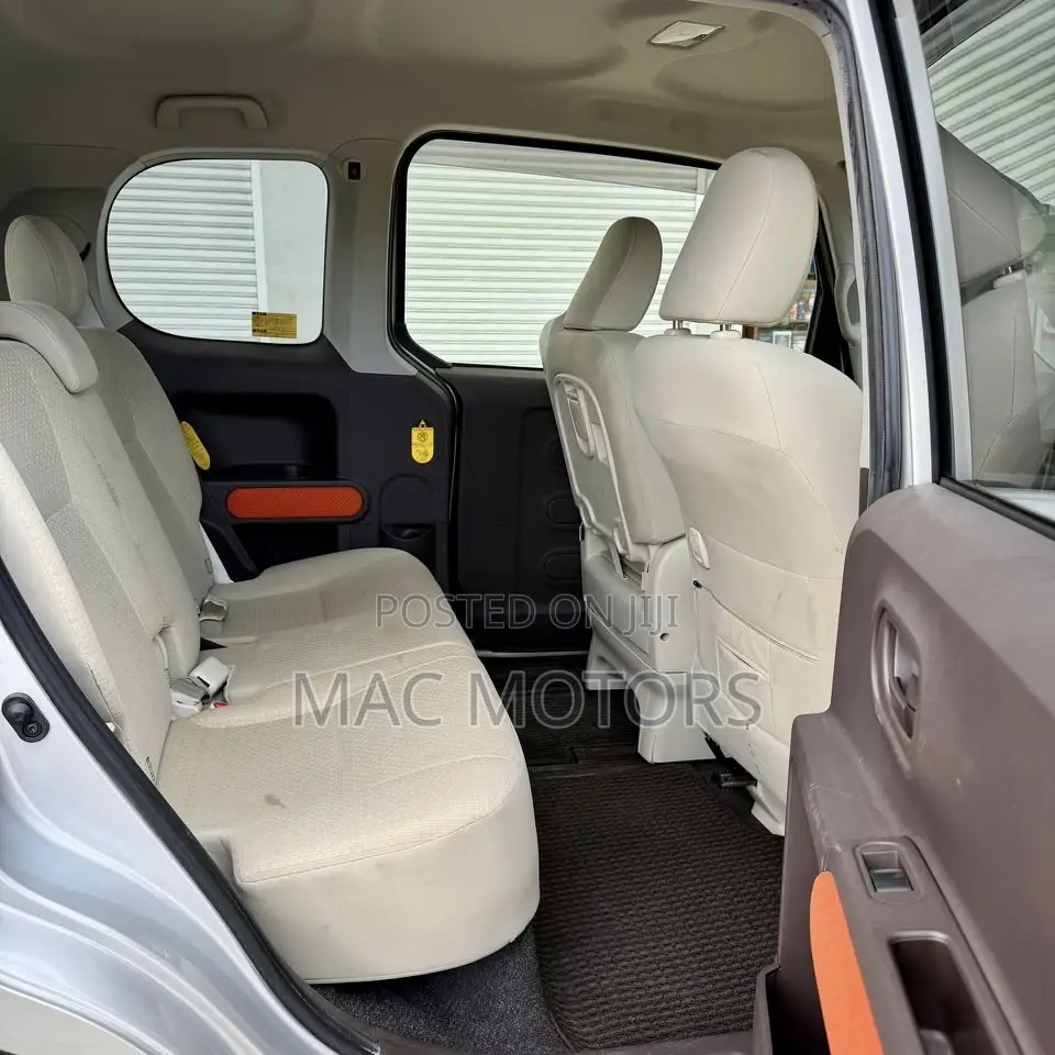 Toyota Porte 1.5 FWD 2012 Silver