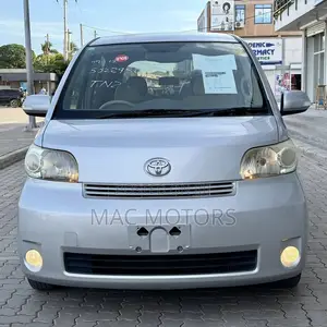 Toyota Porte 1.5 FWD 2008 Silver