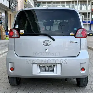 Toyota Porte 1.5 FWD 2008 Silver