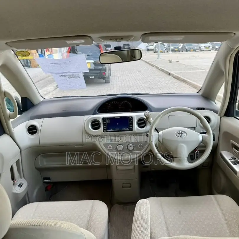 Toyota Porte 1.5 FWD 2008 Silver