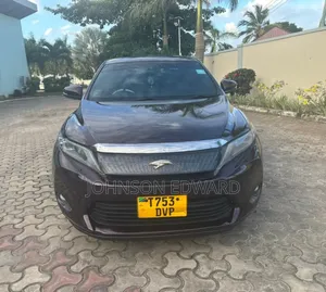 Toyota Harrier 2016