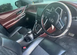 Toyota Harrier 2016